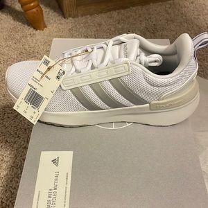 Adidas Racer TR21 shoes size 6.5, brand new!
